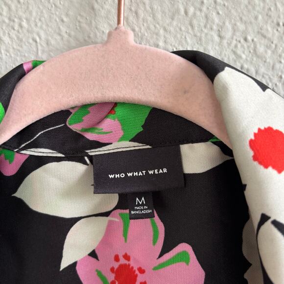 Who What Wear Floral True Wrap Short Sleeve Blouse Top Women's Size Medium - Picture 9 of 11